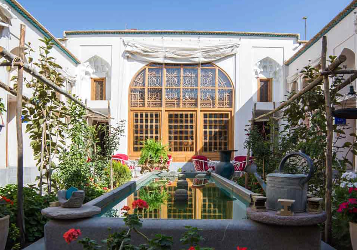 The most special traditional Iranian hotels