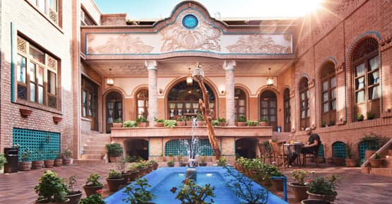 Pahlevan Razaz Guesthouse in Iran